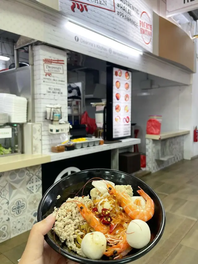 Berawal dari Banker, Denise Deanna Ceritakan Prawn Mee Halal Buatannya yang Populer di Singapura