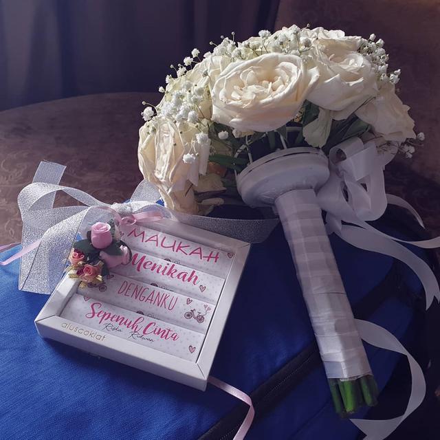 Sudah Menikah Lagi, Ini 6 Potret Mantan Suami Rina Nose dengan Istri Barunya