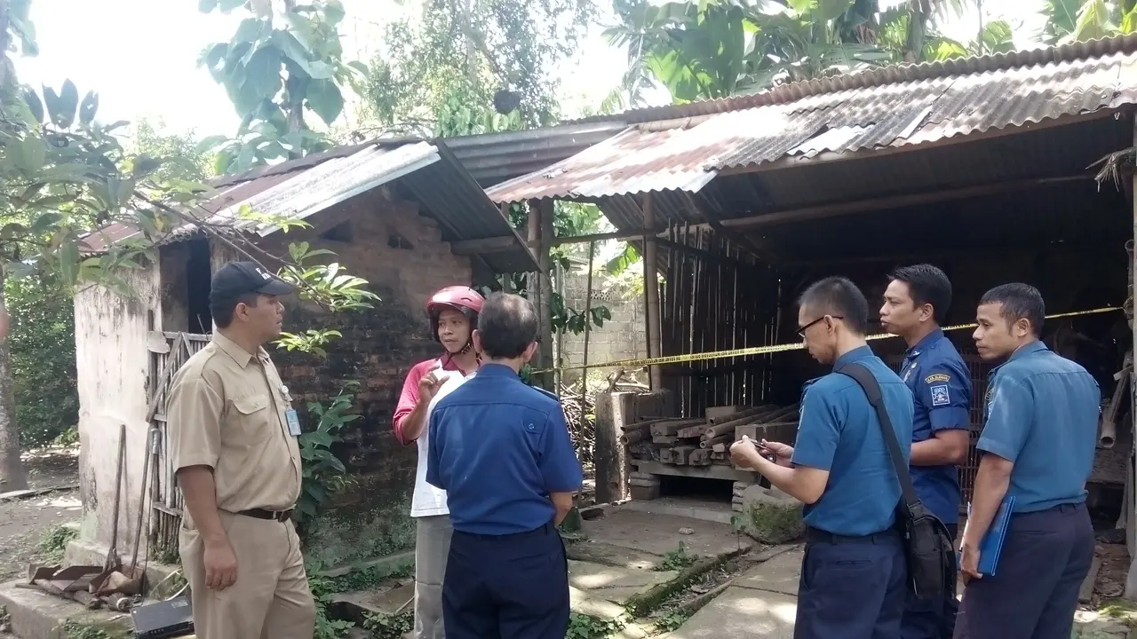 Ada Pengendara Motor Bebek Biru di Lokasi Teror Pembakaran Acak