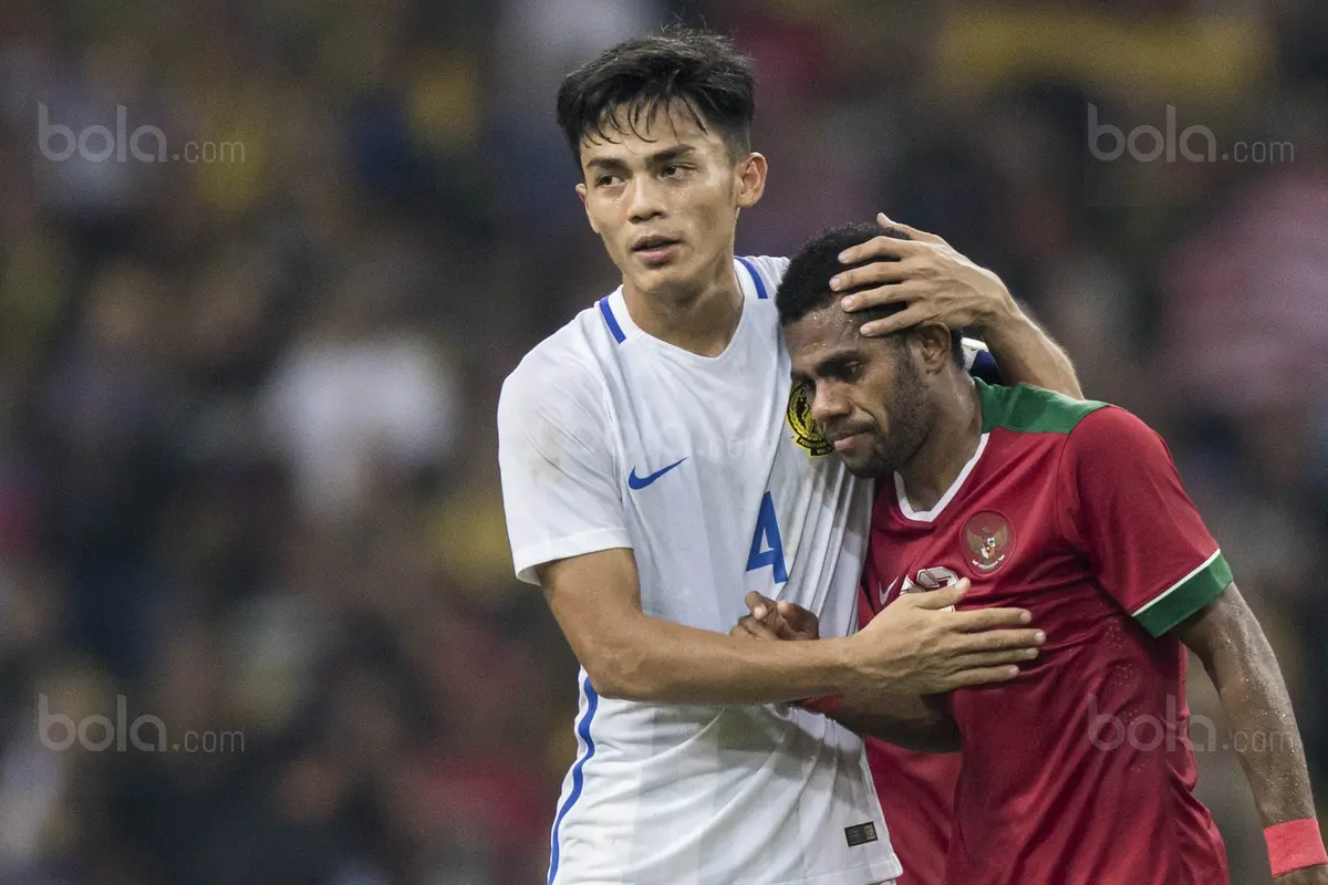 FOTO: Keakraban Pemain Timnas Indonesia dengan Malaysia