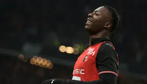 Manchester United Tetap Mengintai, Al Hilal Enggan Melepas Kader Meite