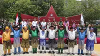 Diawali Prosesi Adat, 5 Pasang Calon Bupati dan Wakil Bupati Rohul Deklarasi Pilkada Damai
