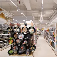 Jelang Ramadan, masyarakat Indonesia berburu peralatan rumah tangga baru, dari peralatan masak hingga dekorasi rumah, terungkap tren belanja unik! (MR. DIY)