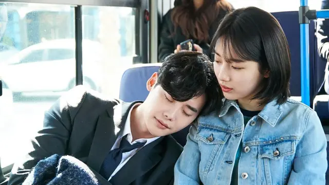 Lee Jong Suk dan Suzy