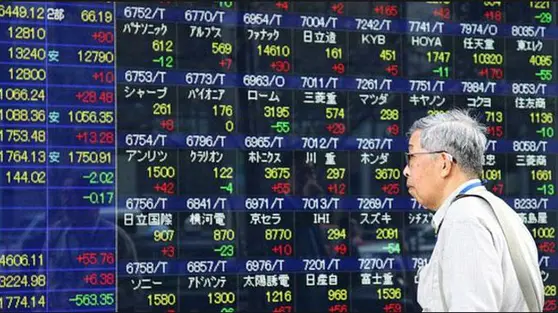 Bursa Asia Melemah, Investor Menanti Keputusan The Fed