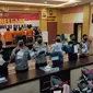 Konferensi pers kasus pembunuhan pegawai dishub Makassar (Liputan6.com/Fauzan)