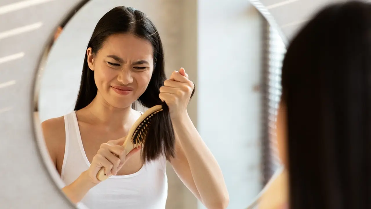 Ciri Ciri Rambut Rusak Yang Wajib Diwaspadai Atasi Segera Dengan Produk Hair Vitamin Yang Tepat 