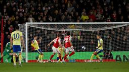 The Gunners yang tertinggal satu gol pada menit ke-35, awalnya berhasil menyamakan lewat Viktor Gyokeres pada babak kedua. (AFP/Glyn Kirk)