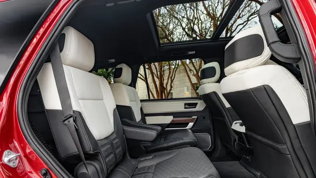 Interior Toyota Sequoia