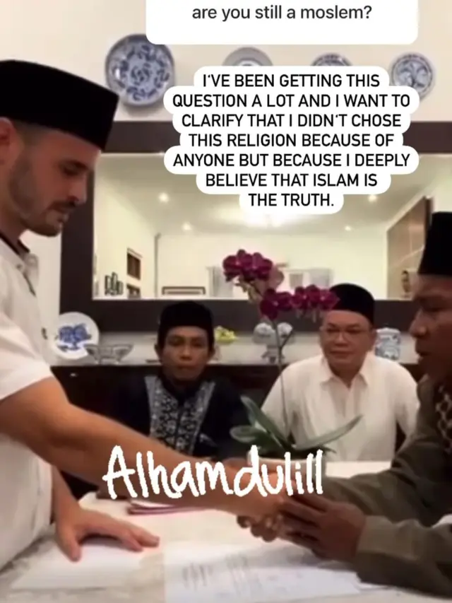 Unggahan Antonio Dedola soal masih Islam atau balik ke keyakinan semula. (Foto: Dok. Instagram @toni.dedola)