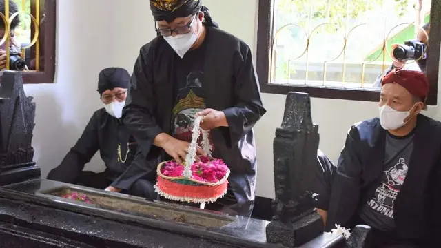 Bupati Banyumas Achmad Husein dalam peringatan Hari Ulang Tahun Banyumas ke-451.