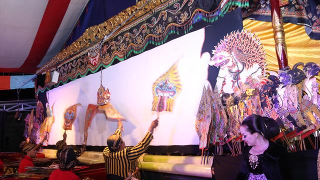 Kemeriahan Pagelaran Wayang Kulit Warnai Banyuwangi Festival 2021