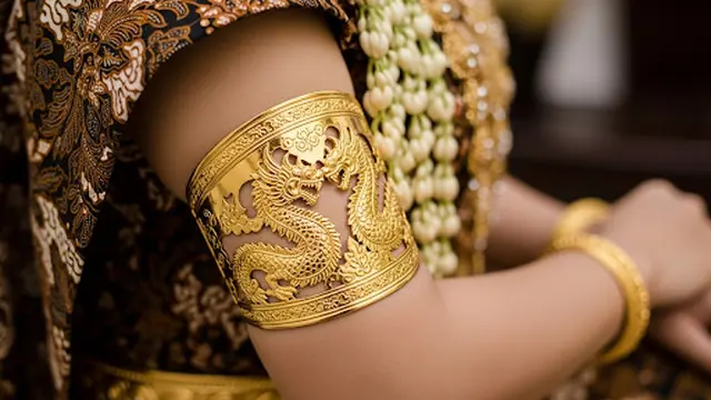 Gelang Naga Kelat Bahu