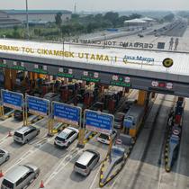 PT Jasa Marga yang akan memberikan diskon sebesar 20 persen untuk tarif terjauh di Jalan Tol Jakarta-Cikampek bagi pemudik yang mudik Lebaran lebih awal.