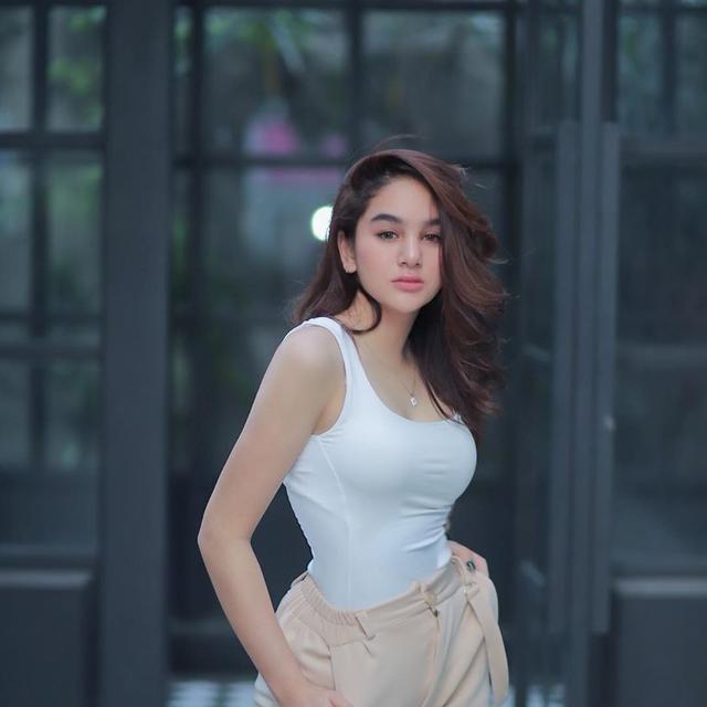 Profil Hana Hanifah Selebgram Cantik Yang Berseteru Dengan Mantan Pacar Atta Halilintar Showbiz Liputan6 Com