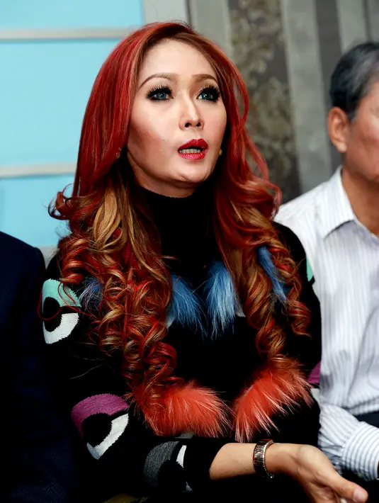 Inul mengaku selama ini bisnis karaokenya sudah mengikuti kebijakan sebagaimana semestinya seperti membayar royalti kepada musisi dan pencipta lagu yang karyanya digunakan. (Wimbarsana/Bintang.com)