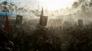 Setiap tahun, jutaan peziarah Syiah turun ke Kota Karbala untuk memperingati Hari Raya Arbaeen. (AP Photo/Anmar Khalil)