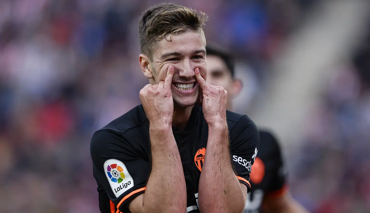 6. Luciano Vietto – Permainan yang mengesankan bersama Villarreal membuatnya diboyong Atletico Madrid. Pemain muda ini dianggap sebagai striker masa depan Argentina. (AFP/Josep Lago)