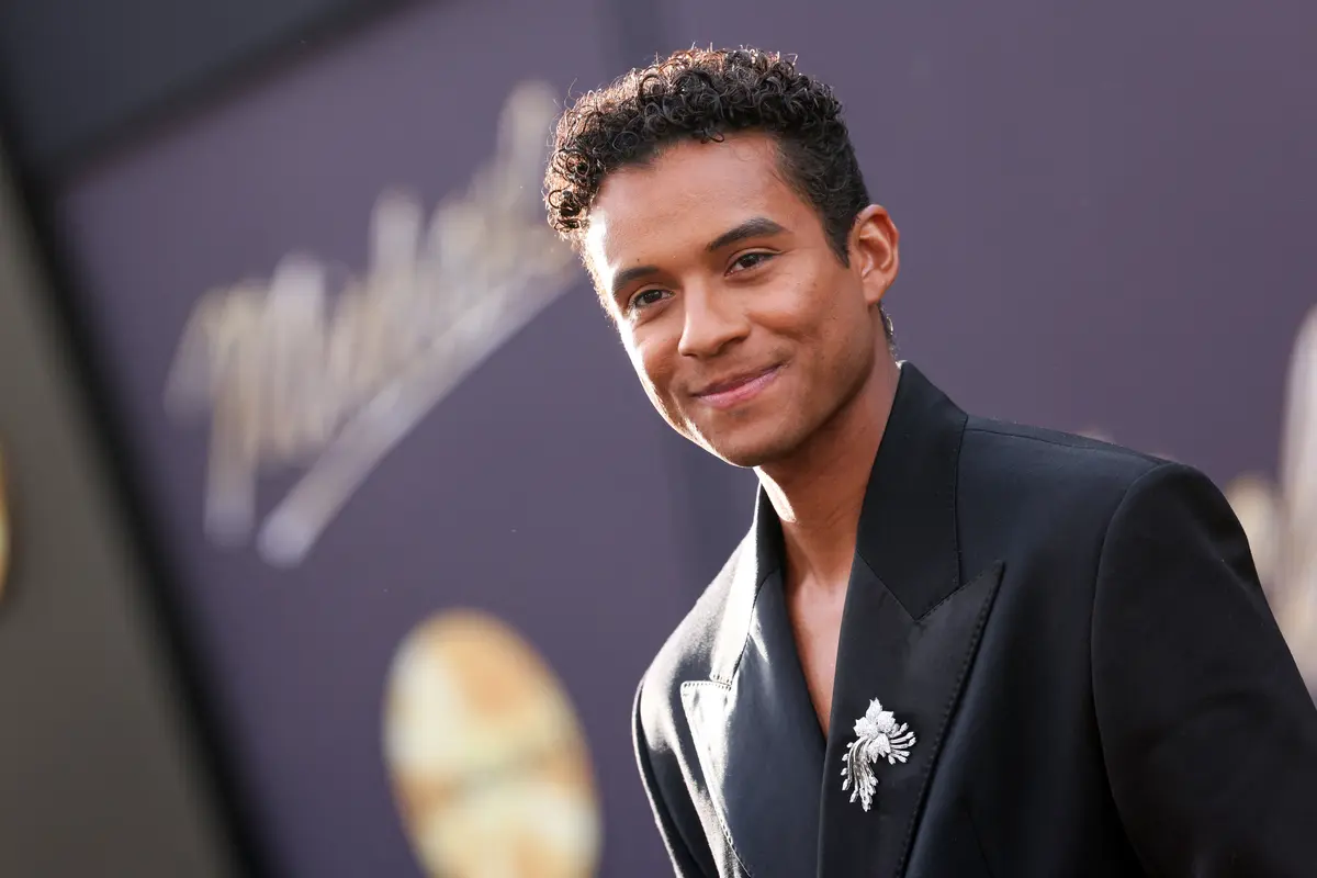 Jaafar Jackson, keponakan Michael Jackson yang memerankan mendiang di film Michael. (VALERIE MACON / AFP)
