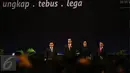 (ki-ka) Ketua Dewan Komisioner OJK Muliaman Hadad, Presiden Joko Widodo, Menteri Keuangan Sri Mulyani, Dirjen Pajak Ken Dwijugiasteadi mengikuti Sosialisasi Amnesti Pajak (Tax Amnesty) di Jakarta, Senin (1/8). (Liputan6.com/Faizal Fanani)