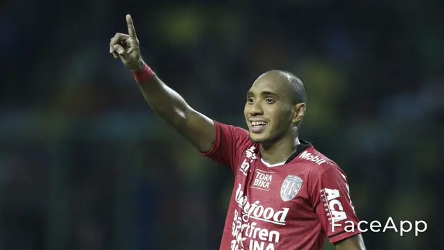 Bek Bali United, Leonard Tupamahu.