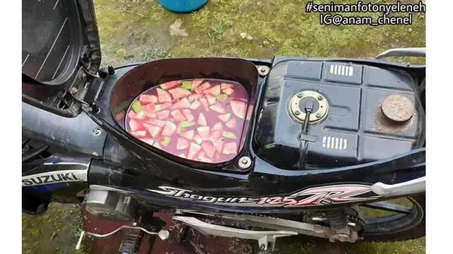 Jok motor diisi barang-barang nyeleneh (Ist)