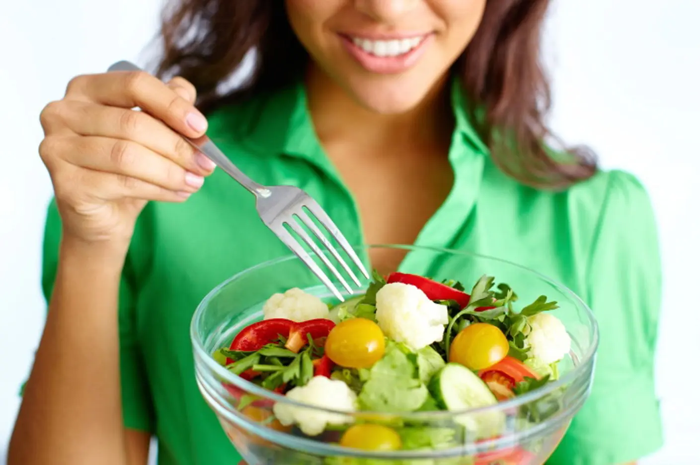 Jangan sampai kurang makan sayur kalau nggak mau gemuk ya, girls! (Sumber Foto: fashionhoster.com)