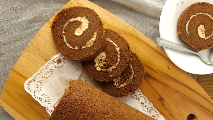 bolu gulung cokelat