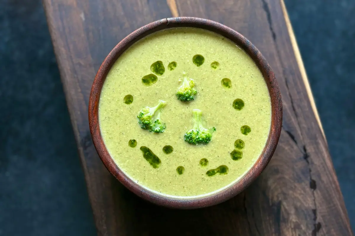 Resep Sup Brokoli Creamy Tanpa Susu yang Praktis dan Rendah Lemak