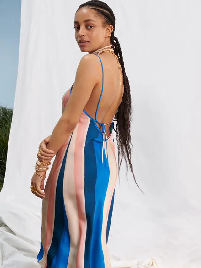 Pesan Pemberdayaan Perempuan pada Pilihan Outfit yang Nyaman di Musim Panas