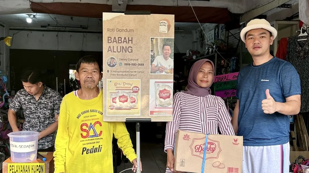 Beberapa pengusaha asal Cianjur misalnya. Mereka berkolaborasi membangun warung makan murah meriah. Warung yang diberi nama Naskun Babah Alun berada di Jalan Mangunsarkoro No 118, Cianjur Jawa Barat persis Toko Borobudur Cianjur.