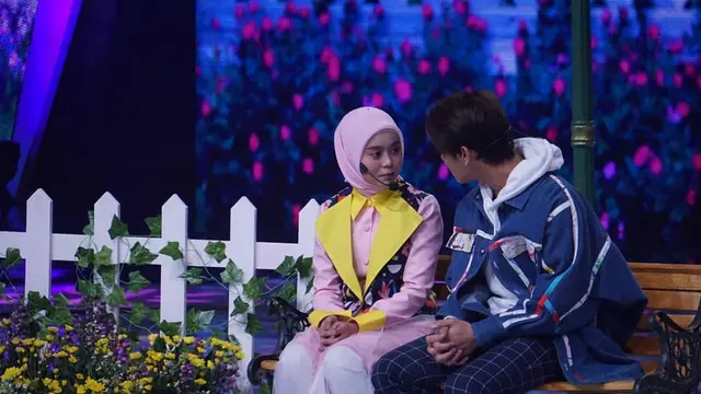 6 Potret Rizky Billar Datang ke Konser Ulang Tahun Lesti Kejora, Bikin Baper