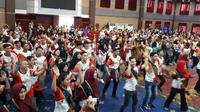 Ratusan Remaja GenRe (Generasi Berencana) Indonesia mengikuti kegiatan GenRevolution BerTeman yang digelar BKKBN dalam rangka Peringatan Hari Keluarga Nasional 2018.