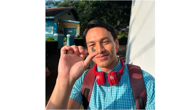 6 Potret Gaya Jefri Nichol untuk Karakter Film Aku Jati Aku Asperger, Tampil Unik