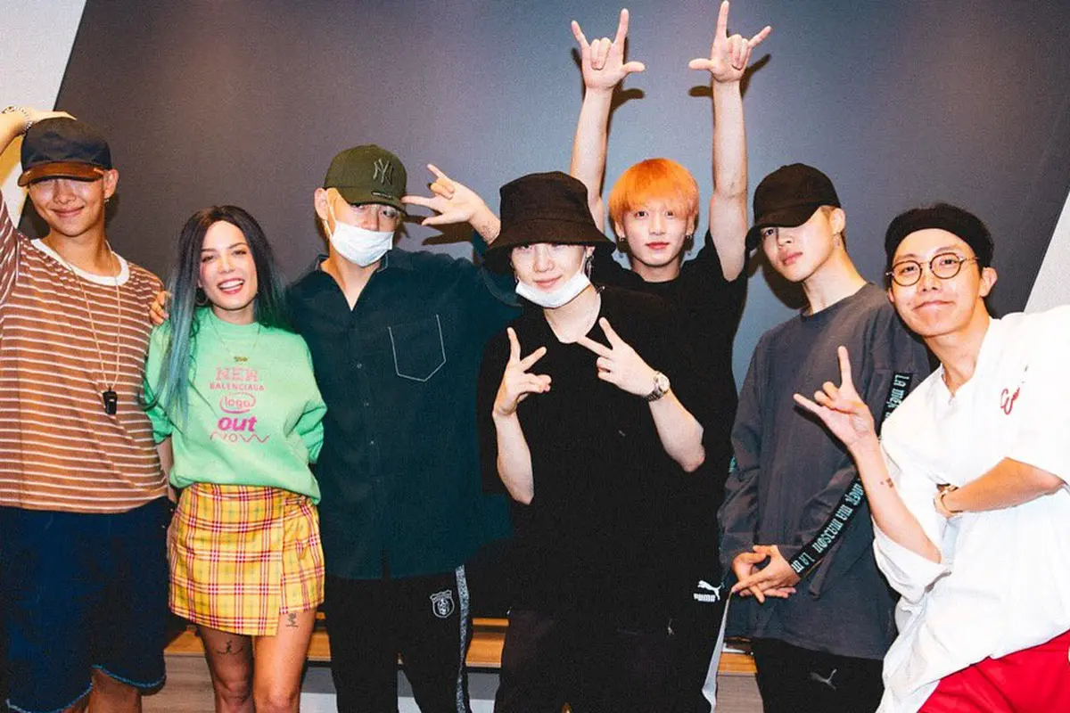 [Bintang] BTS dan Halsey