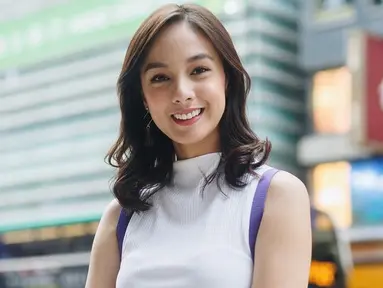 Nasya Marcella beberapa kali terlihat menggunakan baju berwarna putih di akun Instagram pribadinya. Pemain Anank Langit ini pun terlihat anggun denggan busana putih yang dikenakan. (Liputan6.com/IG/@nasyamarcella)