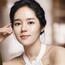 Han Ga-in adalah seorang aktris kelahiran Korea