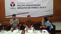 Survei Y-Publica soal hoaks Ratna Sarumpaet. ©2018 Merdeka.com/Muhammad Genantan Saputra