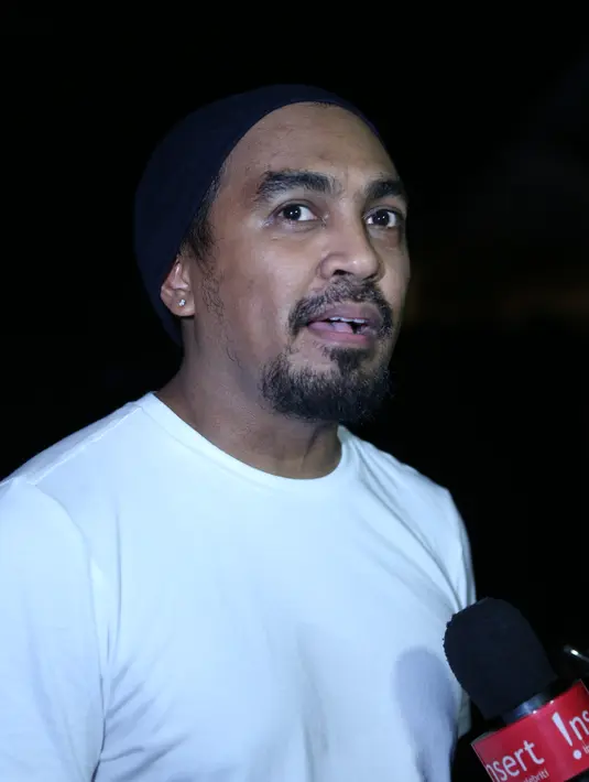 Impian yang sederhana namun terindah belum diwujudkan Mike Mohede untuk sang ibunda yakni dapat menikahi wanita yang dicintai nya. (Nurwahyunan/Bintang.com)