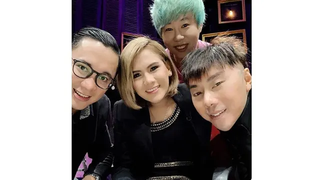Unggah Foto dan Caption Samaan, Ini 7 Potret Kebersamaan Roy Kiyoshi dan Evelyn