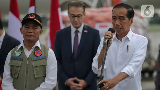 Presiden Joko Widodo Lepas Bantuan Logistik Untuk Korban Gempa Turki Suriah