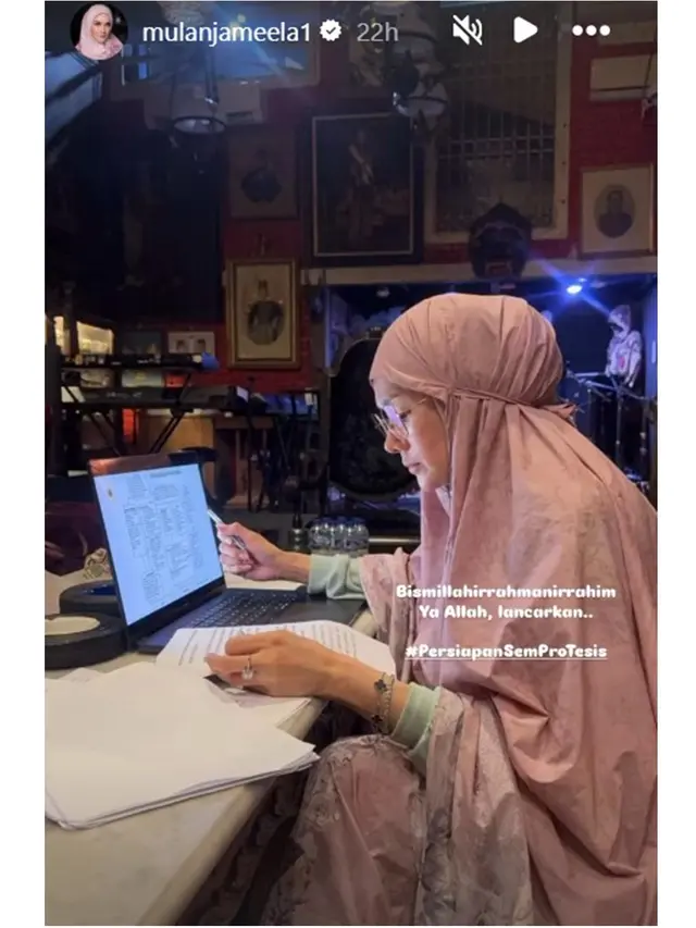 Potret Mulan Jameela Lulus Seminar Proposal Tesis S2, Siap Lanjut Penelitian