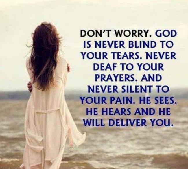 Tak perlu khawatir, Tuhan akan selalu ada bersamamu, mendengarmu dan memberikan yang terbaik untukmu | Photo: Copyright pinterest.com