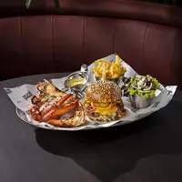 Intip pengalaman menikmati lobster dan burger dalam satu sajian di casual dining, Burger & Lobster (Burger & Lobster)