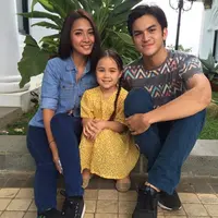 Dinda Kirana dan Rizky Nazar dalam serial Elif Indonesia. Foto: Twitter