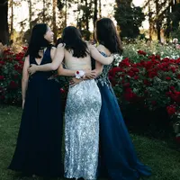 Tema kekinian untuk acara perpisahan