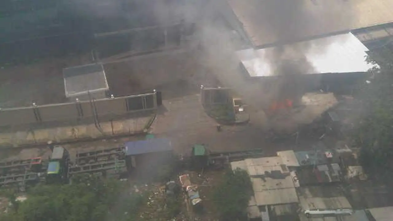 Gudang Petasan di Sunter Dilahap Si Jago Merah