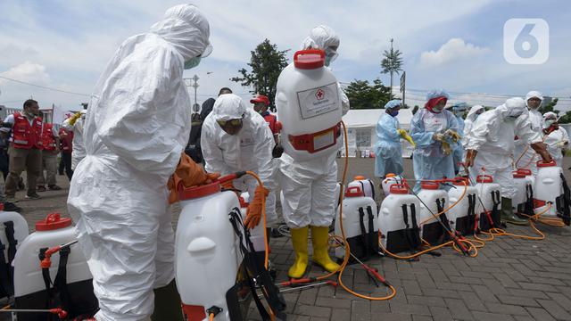 Covid 19 Menyebar Ahli Kesehatan Sebut Bahan Disinfektan Tak Ada Di Pasar News Liputan6 Com