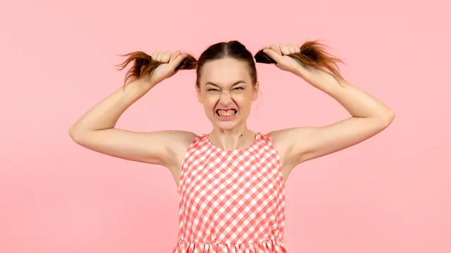 Kebiasaan Buruk Dapat mengakibatkan Rambut Menjadi Rontok