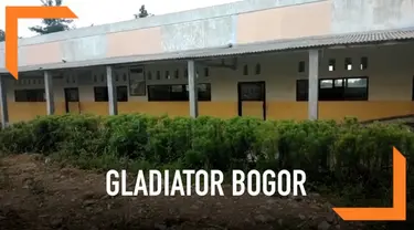 Seorang siswa meninggal terkena sabetan clurit setelah terlibat duel ala gladiator di  Bogor.